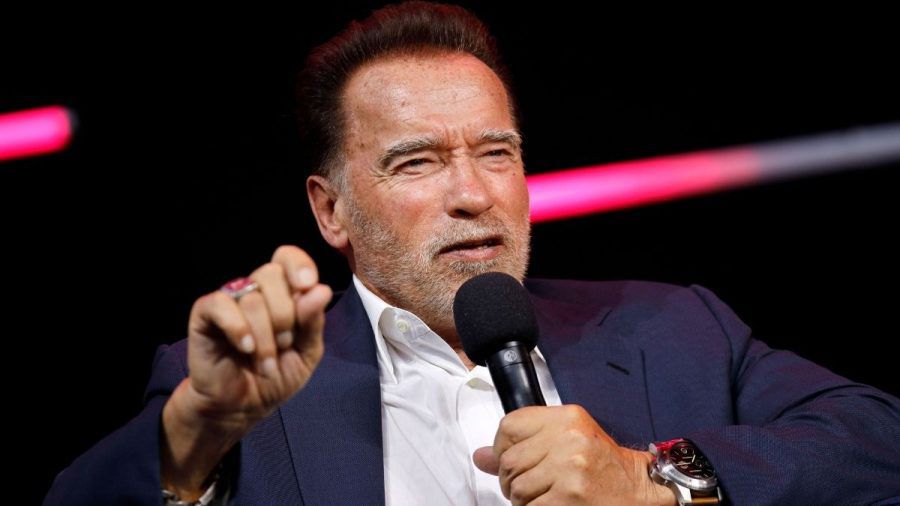 Arnold Schwarzenegger in Köln: Er möchte die Welt zum Umdenken bewegen