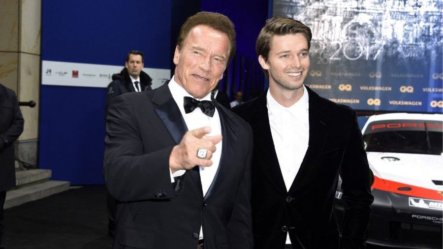 Terminator Arnie und Familie Schwarzenegger zu Patricks 28. wieder vereint