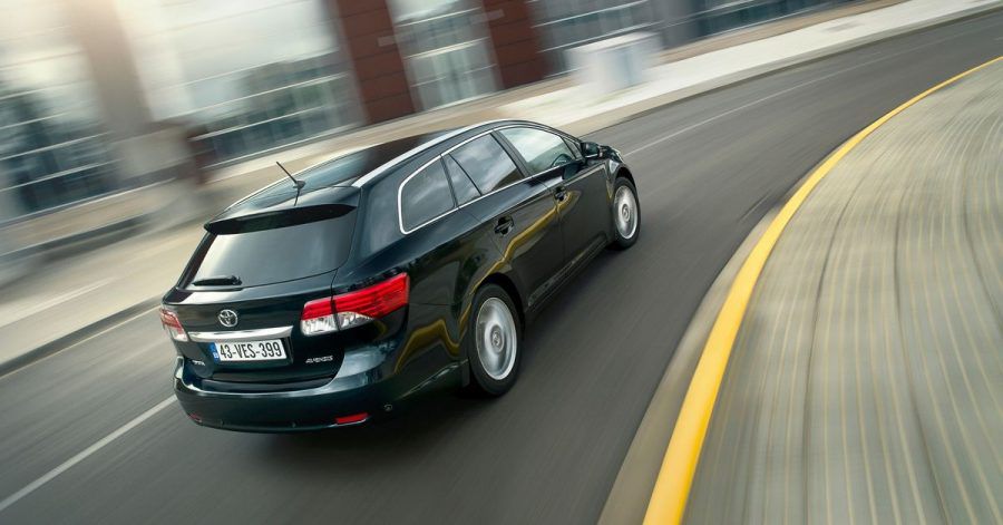 Unauffälliger Gleiter: Die Avensis-Modelle von Toyota kommen bei den Tüv-Experten gut weg.