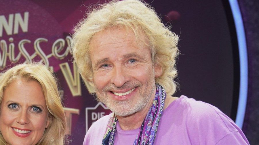 Thomas Gottschalk klärt nach der RTL-Unterhaltungsshow "Denn sie wissen nicht, was passiert" in Sachen Verlobungsring auf.  (ili/spot)