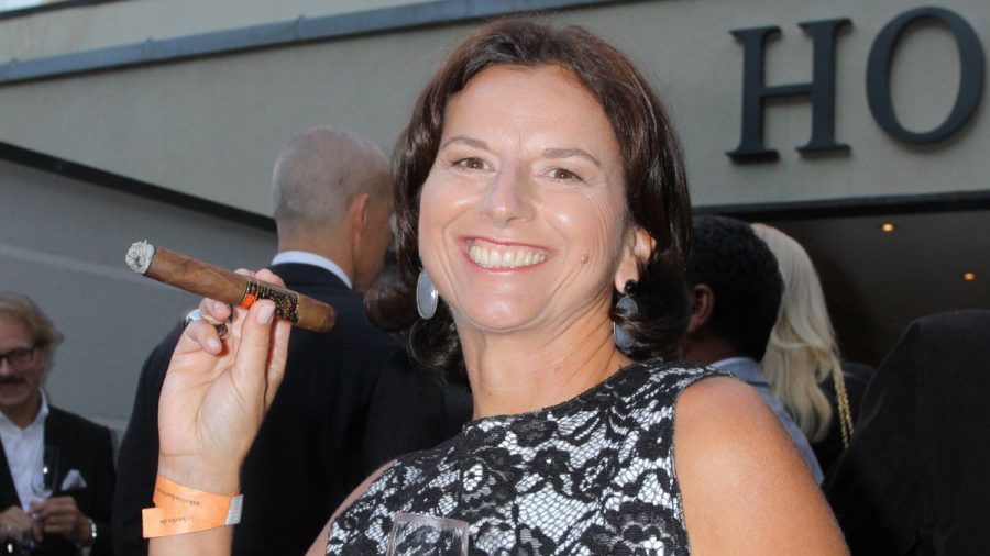 Claudia Obert packt aus: "Mein Leben zwischen Champagner, Männern und Millionen"