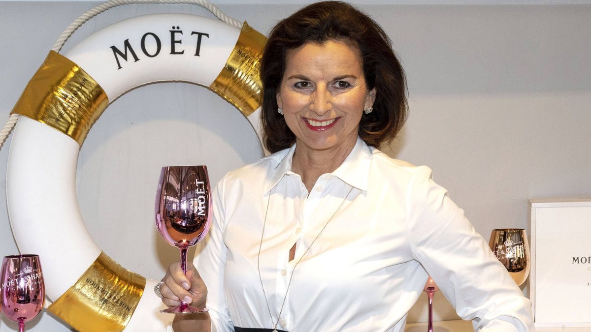 "Ist Claudia Obert wirklich reich - oder tut die nur so?" Hier gibt's die Antwort!