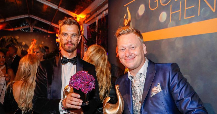 Show-König feiert mit Internet-Köng auf der Aftershowparty: Joko Winterscheidt und Jens «Knossi» Knossalla