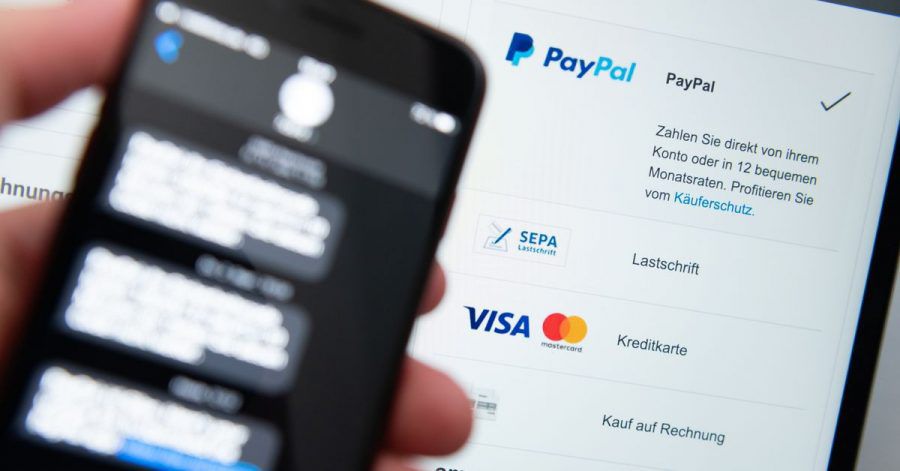 Die neuen Regeln für Kreditkartenzahlungen im Netz gelten nun seit einem halben Jahr. Laut Bafin bringen sie mehr Sicherheit.