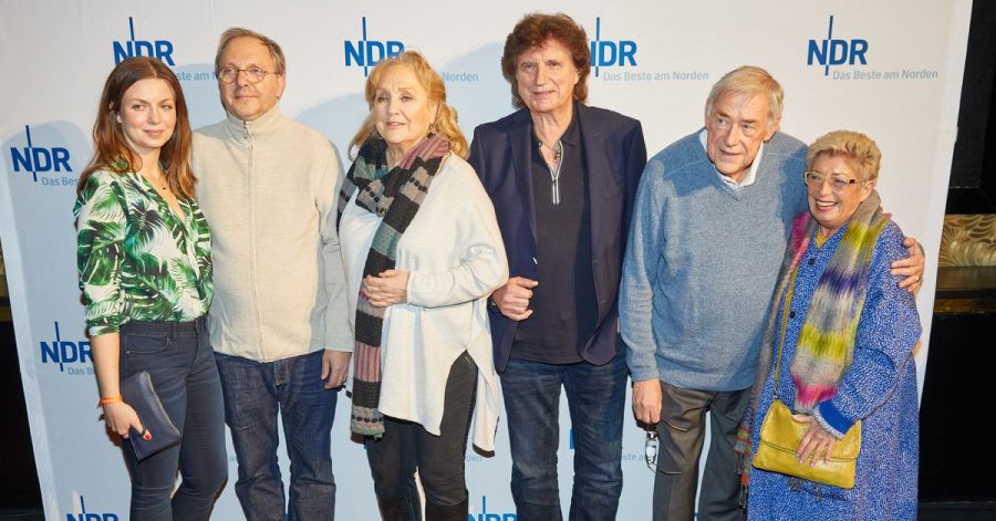 Wilfried Dziallas (zweiter von rechts) bei einer Kino-Preview im Jahr 2018.