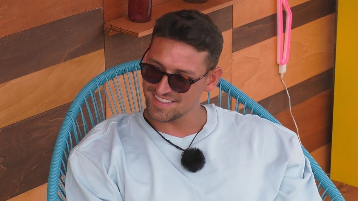 sland" Tag 9: Situation eskaliert - Lena und Dominik wollen ausziehen!