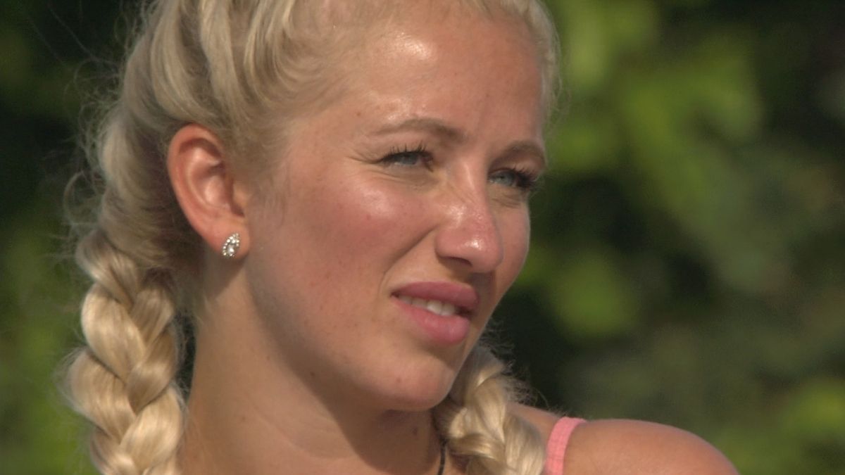 sland" Tag 9: Situation eskaliert - Lena und Dominik wollen ausziehen!