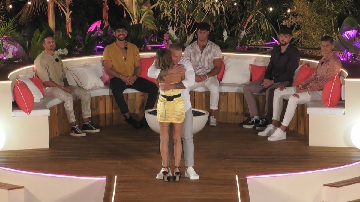 „Love Island“ Tag 8: Die neuen Couples und welcher Single muss gehen?