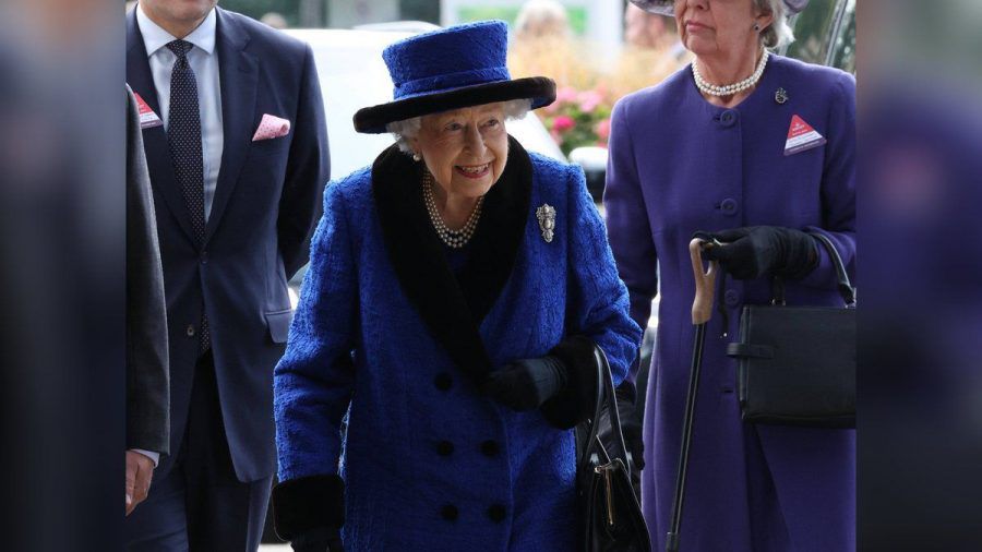 Queen Elizabeth II. in Ascot. (hub/spot)