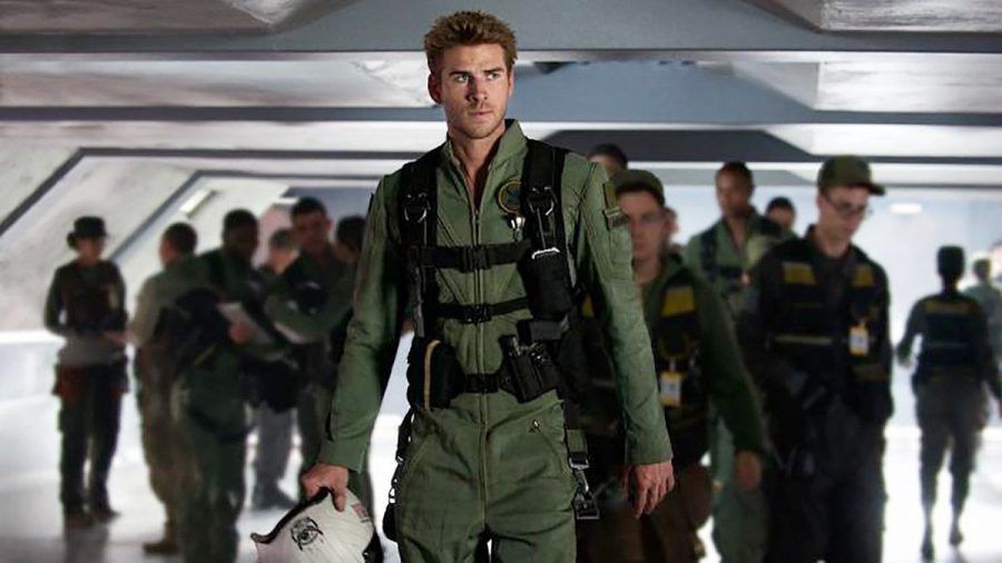 "Independence Day: Wiederkehr": Bei der ersten Alien-Invasion hat Kampfpilot Jake Morrison (Liam Hemsworth) seine Eltern verloren. (cg/spot)