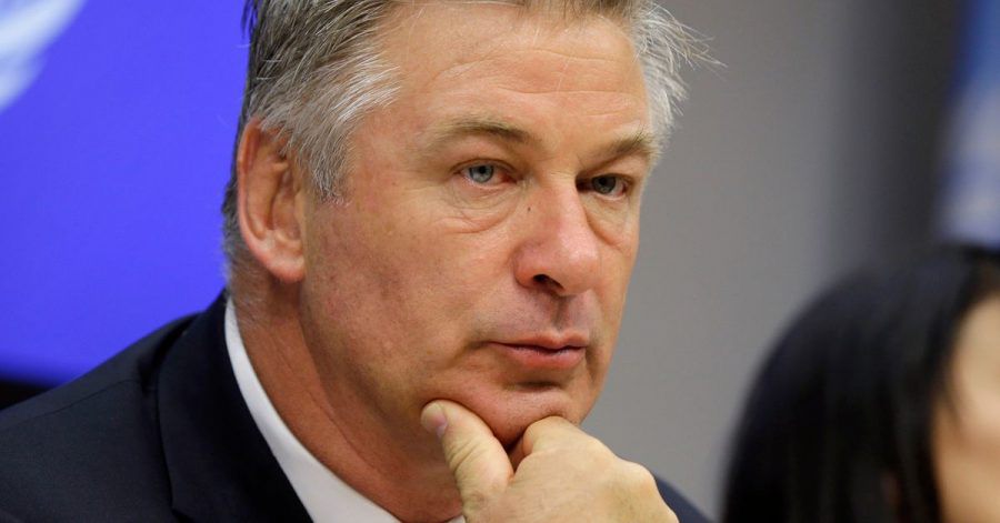 Der Schauspieler Alec Baldwin ist Medienberichten zufolge bereits mehrfach von der Polizei befragt worden.
