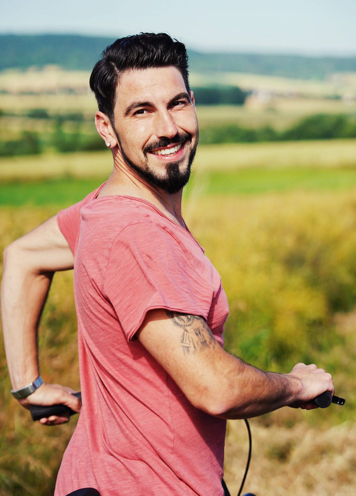 Steckbrief "Bauer sucht Frau" (6): Hottie und Biobauer Mathias ist seit drei Jahren Single