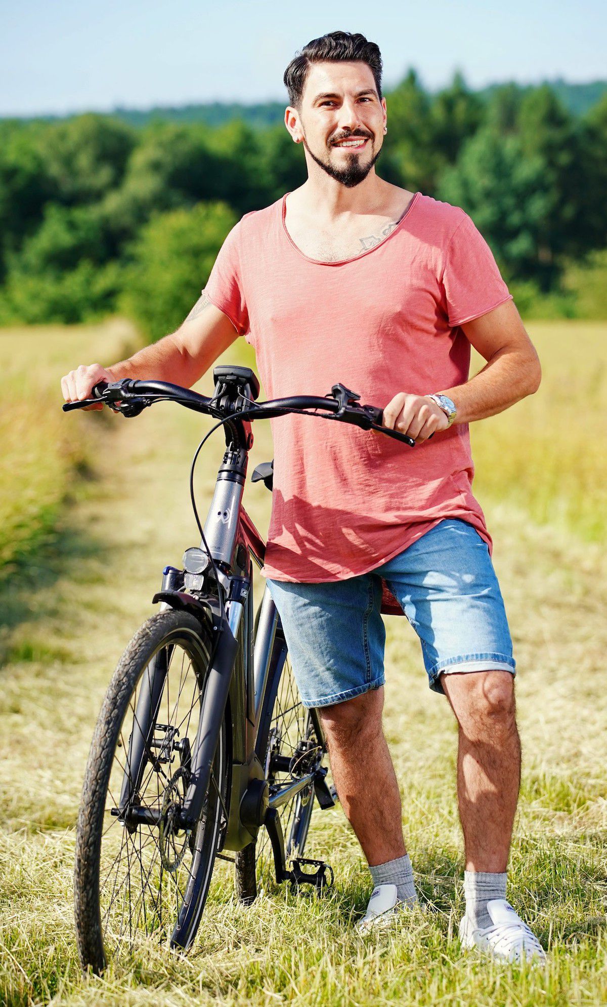 Steckbrief "Bauer sucht Frau" (6): Hottie und Biobauer Mathias ist seit drei Jahren Single