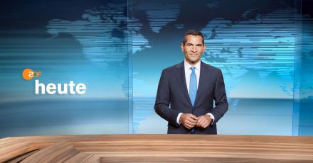 Der ZDF-Moderator Mitri Sirin im Studio der 19-Uhr-«heute»-Sendung.