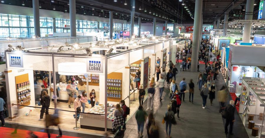 Mehr als 70.000 Besucherinnen und Besucher kamen in diesem Jahr zu Buchmesse nach Frankfurt am Main.