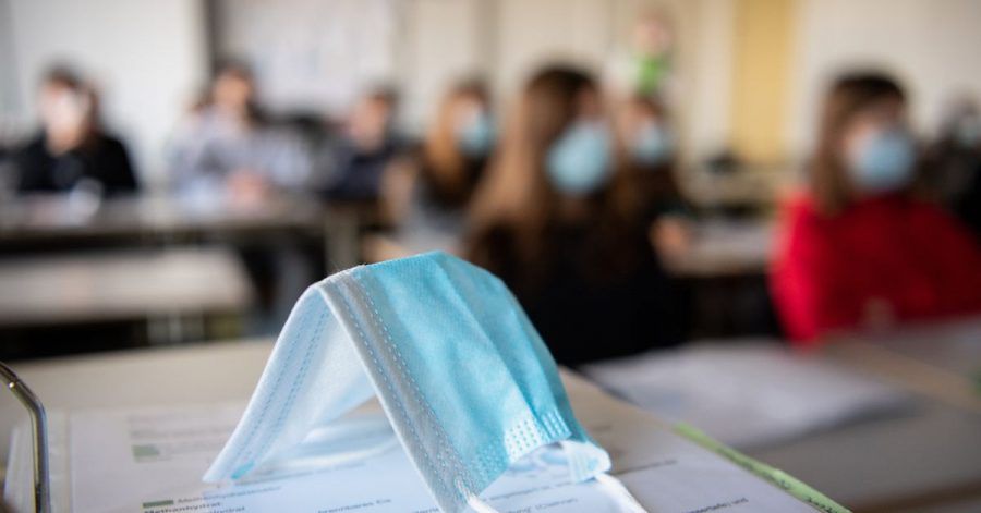 Seit August ist die Zahl der Corona-Ausbrüche in Kitas und Schulen laut RKI erkennbar gestiegen.