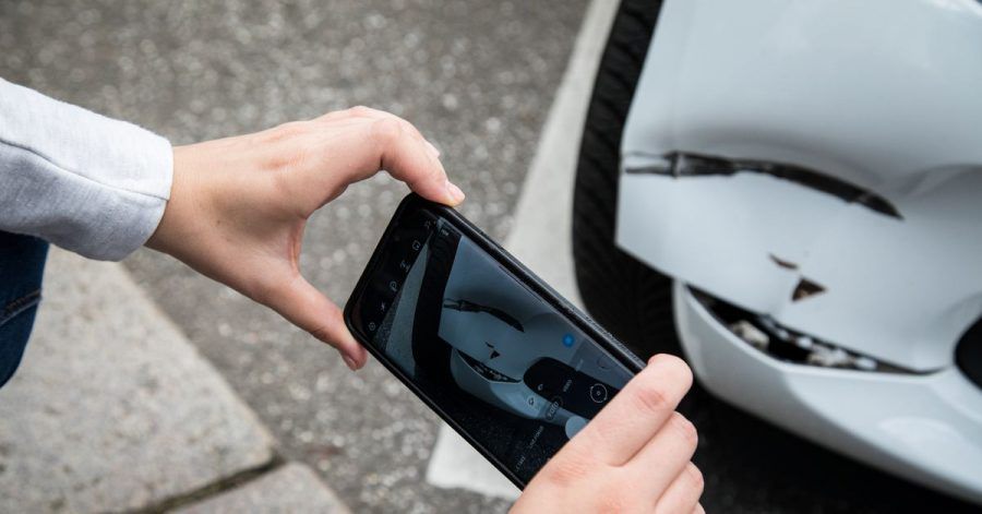 Lassen sich nicht alle reklamierten Schäden dem aktuellen Unfall zuordnen, kann der Schadenersatz in Gefahr kommen.