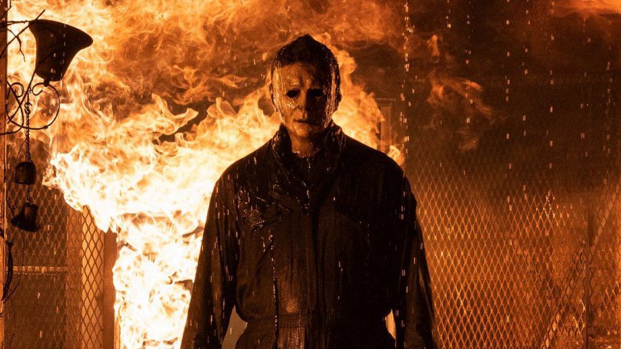 Auch eine Feuersbrunst kann Michael Myers nicht stoppen. (stk/spot)