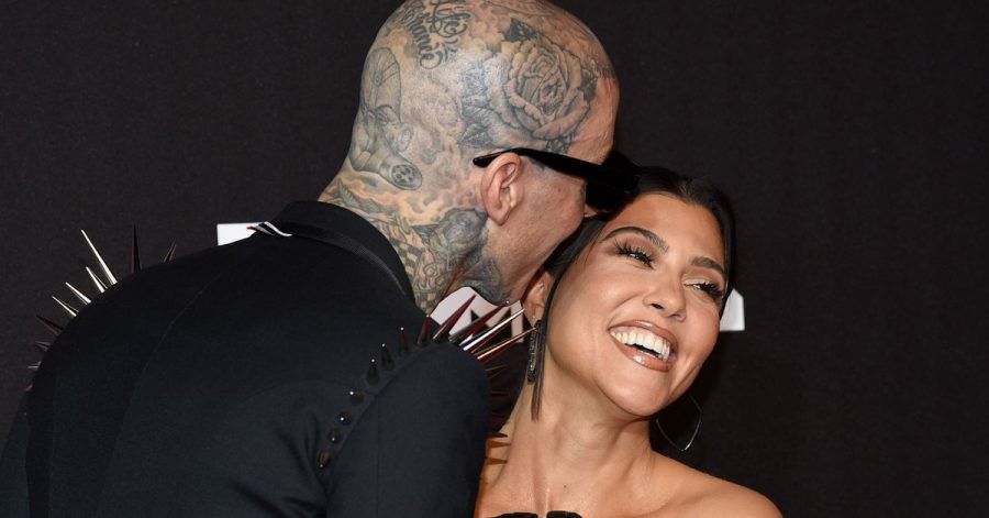 Travis Barker (l) und Kourtney Kardashian bei den MTV Video Music Awards im New Yorker Barclays Center. (Archivbild)
