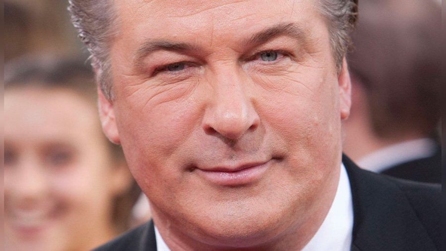 Alec Baldwin zieht sich nach der "Rust"-Tragödie vorerst aus der Öffentlichkeit zurück. (dr/spot)