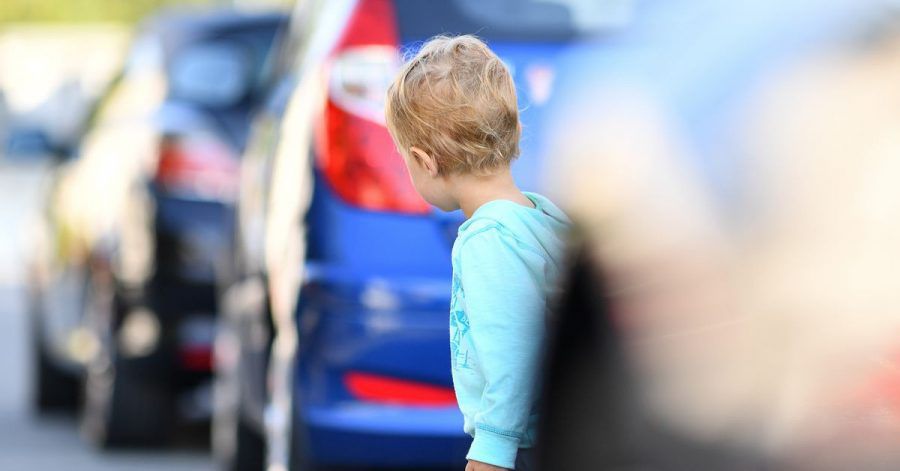 Ein Unfall kann schnell passieren. Erleidet das Kind dauerhafte Schädigungen, kann eine Kinderinvaliditätsversicherung helfen.