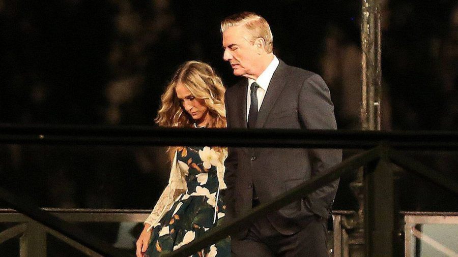 Sarah Jessica Parker und Chris Noth während eines Drehs in Paris. (wue/spot)