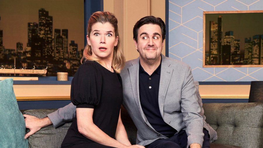Anke Engelke und Bastian Pastewka wollen sich in "LOL: Last One Laughing" gegenseitig zum Lachen bringen. (aha/spot)