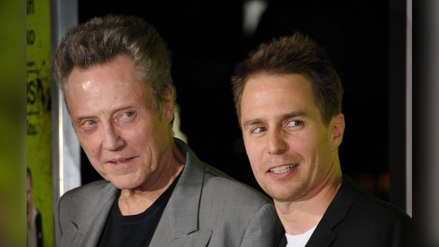 Christopher Walken (li.) und Sam Rockwell kennen sich schon von einem anderen Film von Martin McDonagh. (stk/spot)