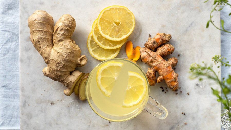 Ingwer und Zitrone helfen verlässlich bei Erkältungssymptomen. (mia/spot)