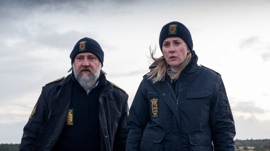 "Der Dänemark-Krimi: Rauhnächte": Die Polizistin Ida Sörensen (Marlene Morreis) und ihr Kollege Magnus Vinter (Nicki von Tempelhoff) sind einem Serienmörder auf der Spur. (cg/spot)