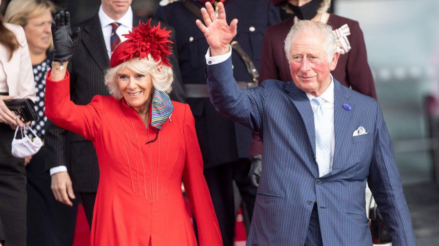 Herzogin Camilla und Prinz Charles bei einem Besuch Mitte Oktober in Cardiff, Wales. (tae/spot)