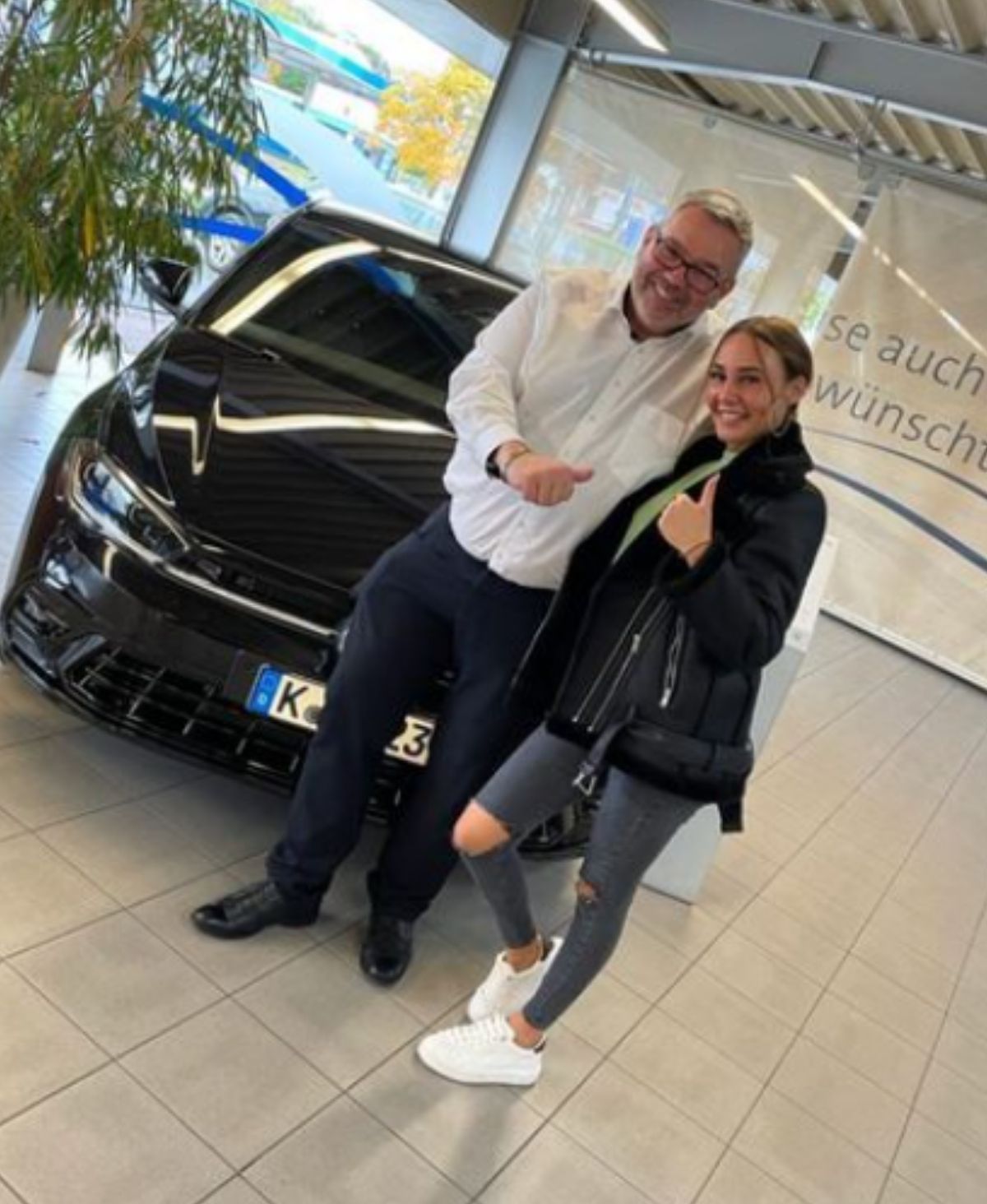 Alessia Herren gönnt sich "dank ihres Papas" ein eigenes Auto