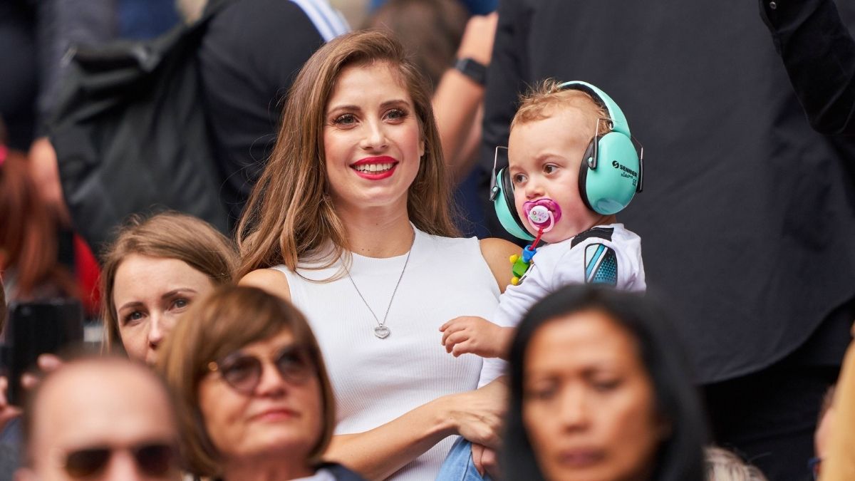 Cathy Hummels stellt Hater zur Rede!