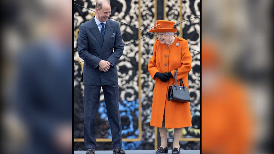 Die Queen mit Prinz Edward in London. (hub/spot)