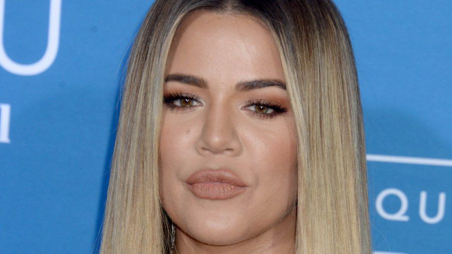 Khloé Kardashian, hier auf einem Event, hat sich offenbar mit dem Coronavirus angesteckt. (wue/spot)