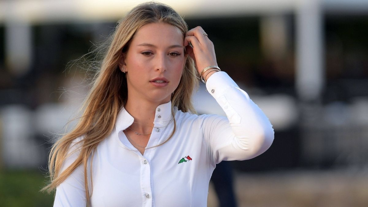 Tochter von Steve Jobs rockt die Pariser Fashion Week