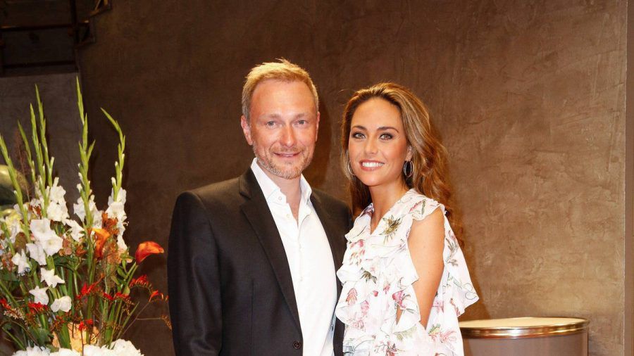 FDP-Chef Christian Lindner und RTL-Reporterin Franca Lehfeldt bei einem gemeinsamen Auftritt. (hub/spot)
