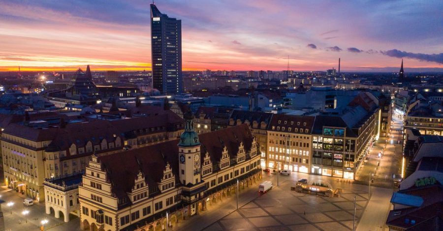Der Leipziger Marktplatz - im Vordergrund das Alte Rathaus.
