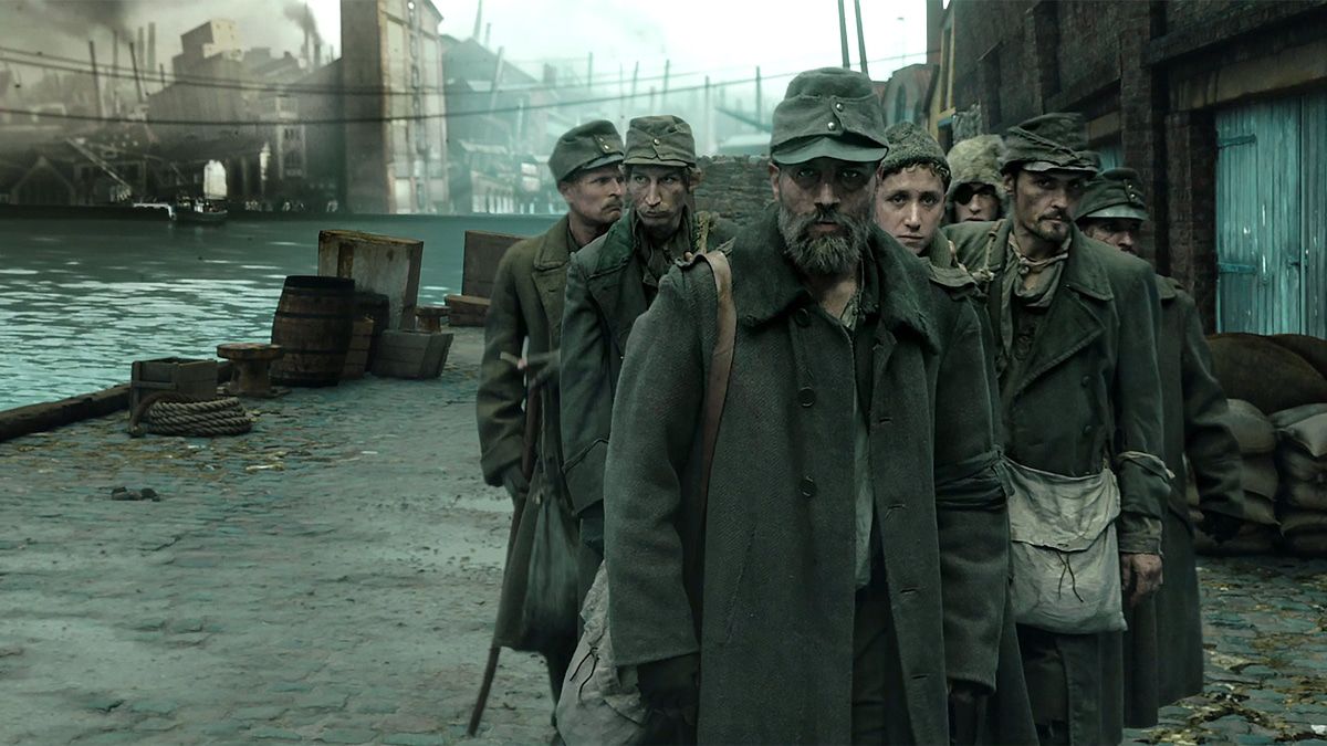 "Hinterland" neu im Kino: Matthias Schweighöfer mit starkem Auftritt