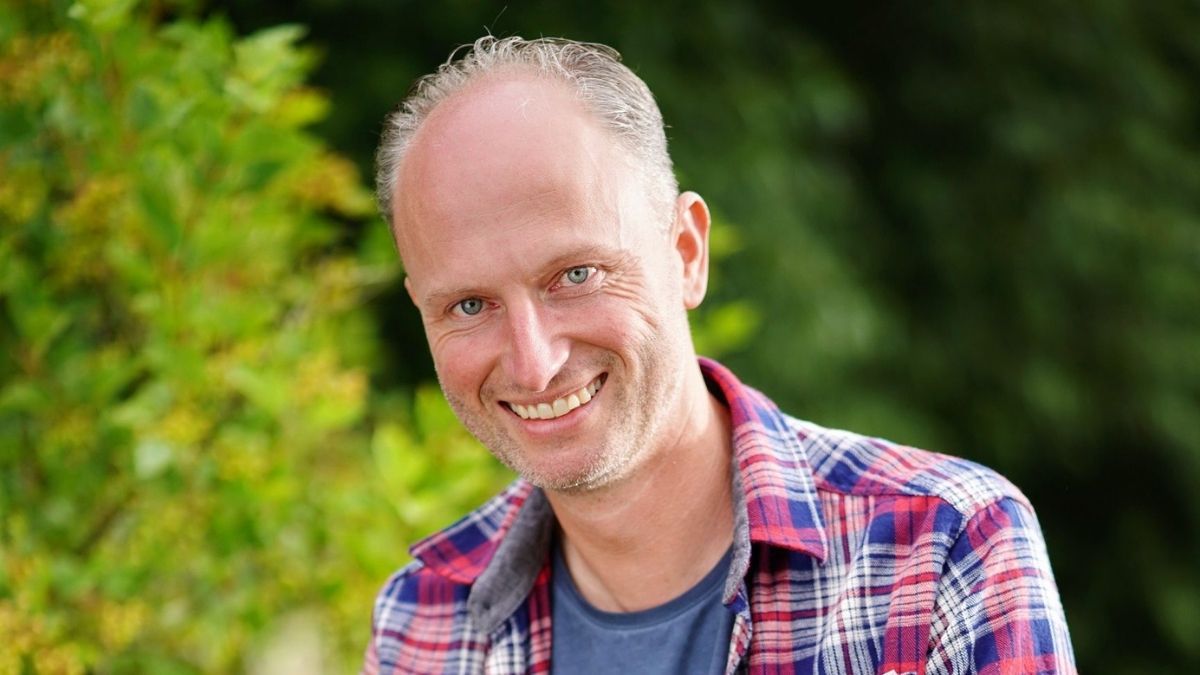 "Bauer sucht Frau" (8): Ferkel- und Bienenzüchter Hubert