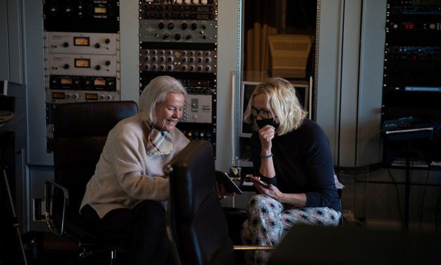 Anni-Frid Lyngstad und Agnetha Fältskog im Studio.