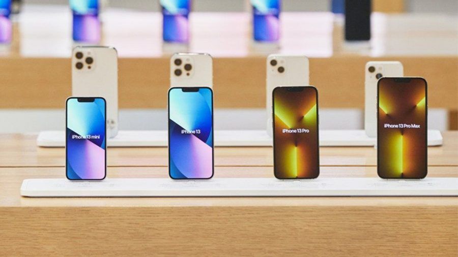 Zunächst gibt es Komponenten für iPhone 12 und iPhone 13. (wue/spot)