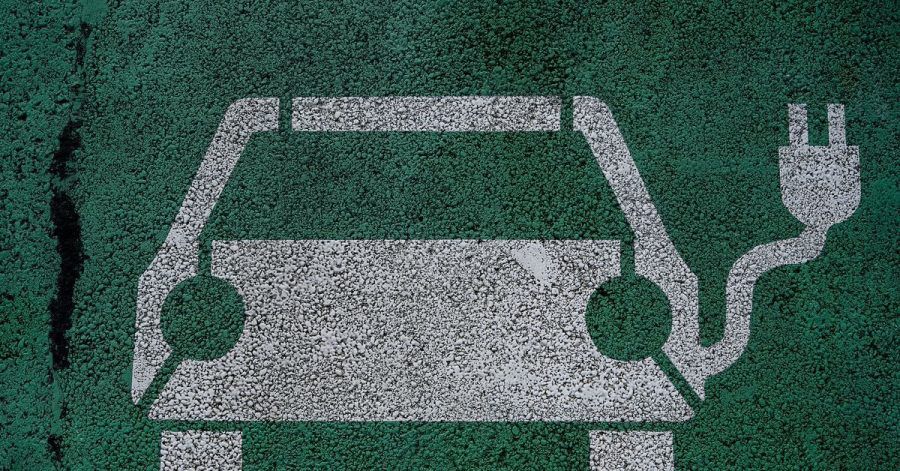 Braucht Ihr E-Auto schon wieder eine Ladesäule? Gerade im Winter kann es helfen, die größtmögliche Rekuperationsstufe des Stromers zu nutzen.