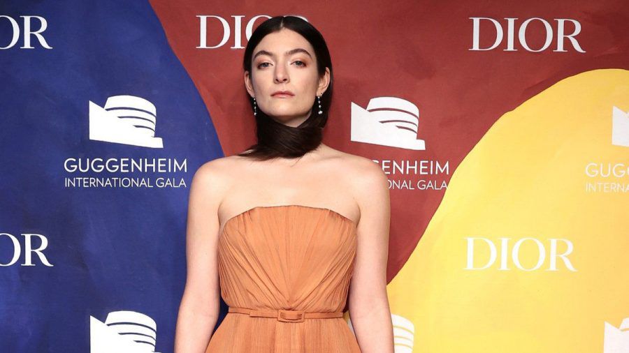 Lorde bei ihrem Auftritt auf einer New Yorker Gala. (hub/spot)