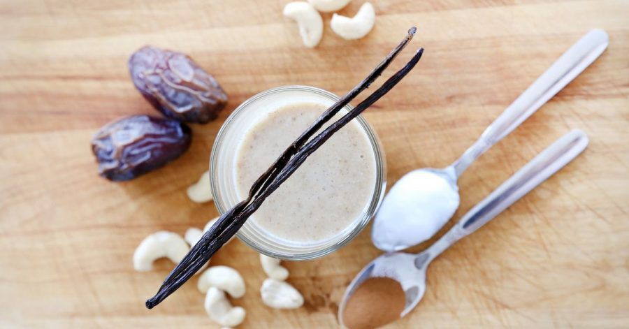 Wer sich einen leckeren Smoothie mit viel Vanillearoma gönnen will, sollte zur Vanilleschote greifen, rät Stiftung Warentest.