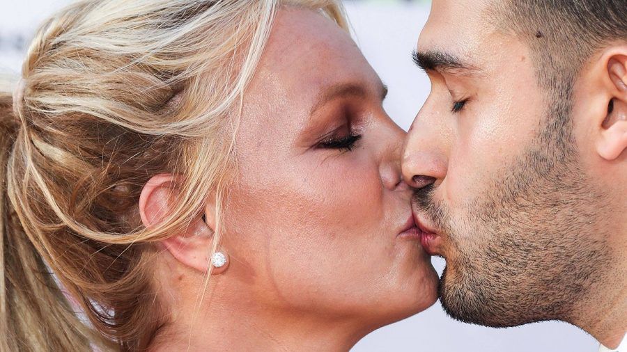 Vormundschaftsstreit geht in die nächste Runde: Befreiungsschlag für Britney Spears?