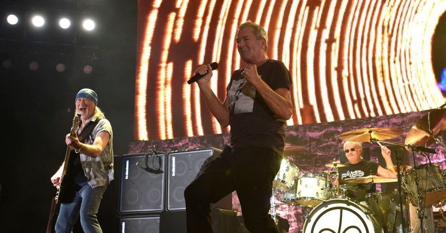 Die Chemie stimmt: Bassist Roger Glover (l-r), Sänger Ian Gillan und Schlagzeuger Ian Paice.