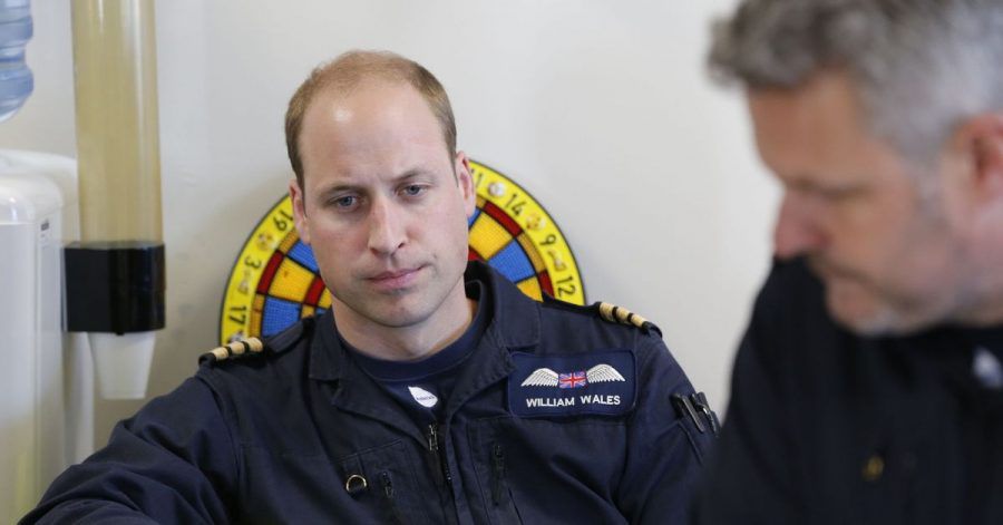 Prinz William von Großbritannien bei seinem letzten Dienst als Rettungshubschrauber-Pilot bei der East Anglian Air Ambulance.