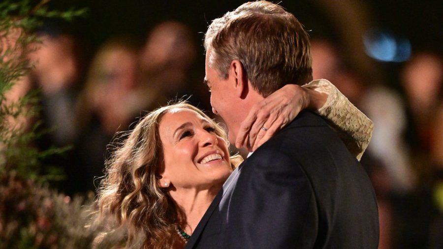 Sarah Jessica Parker und Chris Noth bei den Dreharbeiten zu "And Just Like That..." in New York City. (wue/spot)