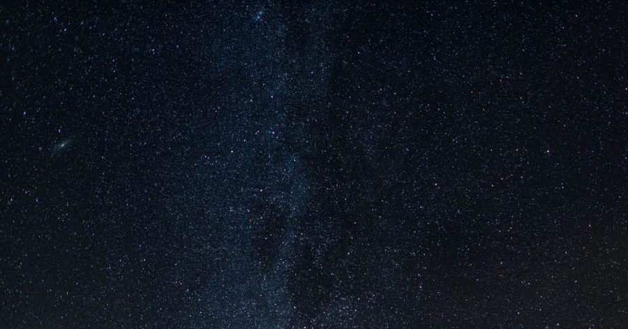 Blick auf einen kleinen Teil der Milchstraße am nächtlichen Sternenhimmel im Landkreis Märkisch-Oderland.